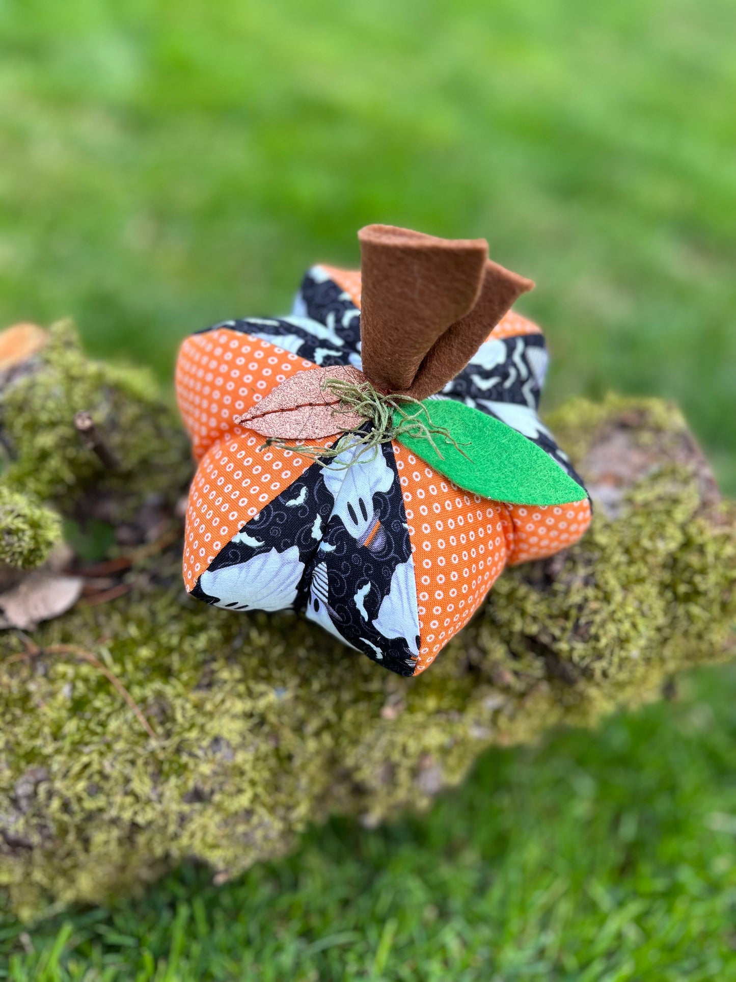 Small Patchwork Pumpkins