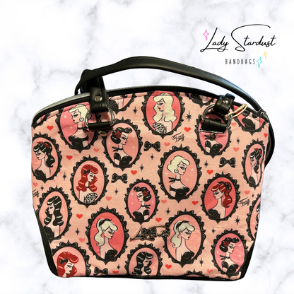 Cameo Girls (Pink)
