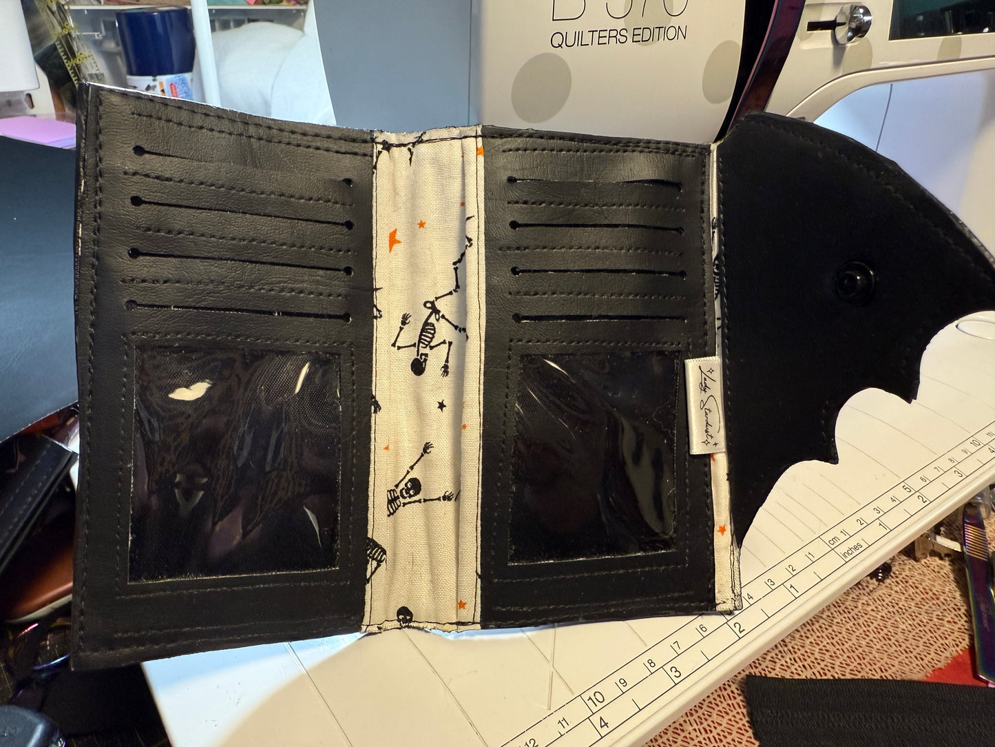 🦇 Bat Wing Wallet 🦇