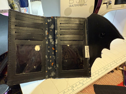 🦇 Bat Wing Wallet 🦇