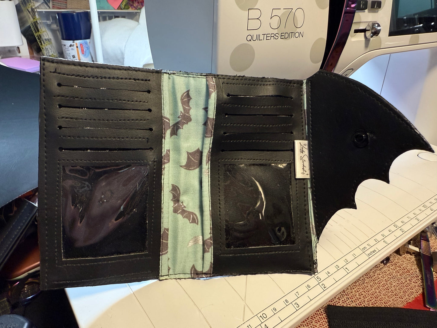 🦇 Bat Wing Wallet 🦇