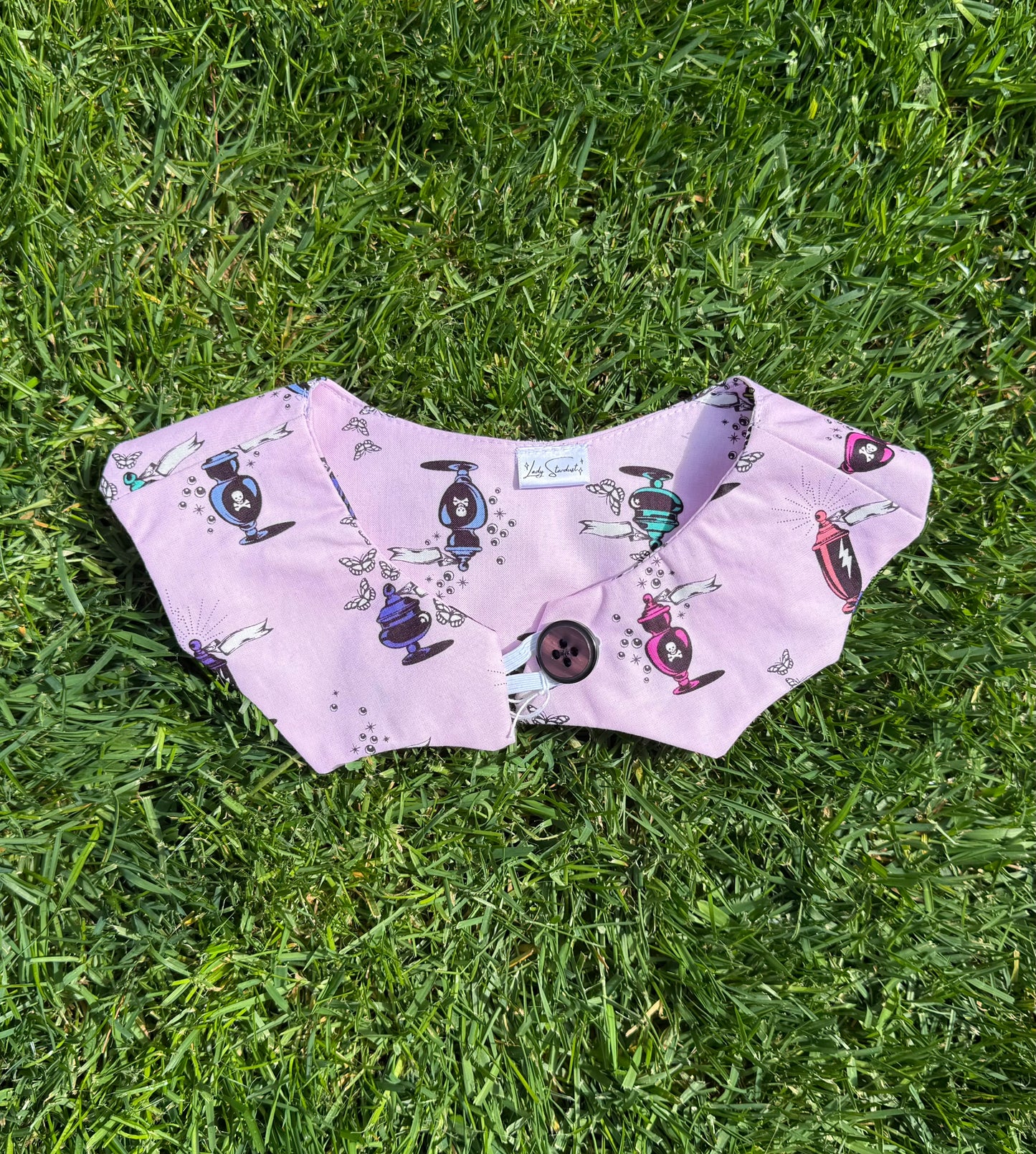 Wing Collar