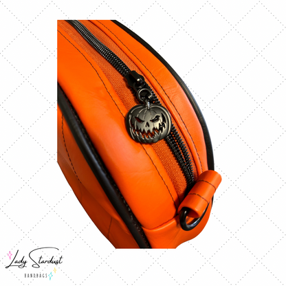 Pre-Order : Scream Queen Pumpkin Bag